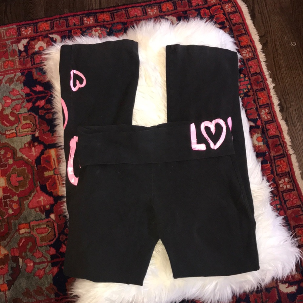 victoria’s secret pink yoga pants